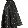 Beste Pirce ? Reisenthel Mini Maxi Poncho RegenPoncho - Opvouwbaar - Dots Zwart ⌛ -Kastoes winkel 504x840