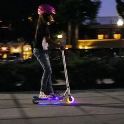 Groothandel ? Razor Elektrische Scooter/Step Vanaf 8 Jaar Party Pop ? -Kastoes winkel 550x309 42