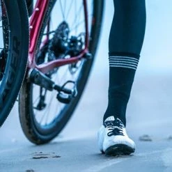Beste recensies van ? Fietssokken Merino Navy- Sockeloen - Fietssokken Heren - Fietssokken Dames - Wielrensokken - Wielersokken - Racefiets Sokken Aero - MTB Sokken Mountainbike ? -Kastoes winkel 550x343 4