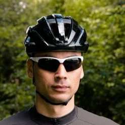 Coupon ✔️ BBB Cycling Impress Fietsbril - Wielrenbril Met 3 Lenzen - Lichtgewicht Racefiets Bril - Mat Wit - BSG-58 ? 17 Coupon ✔️ BBB Cycling Impress Fietsbril - Wielrenbril Met 3 Lenzen - Lichtgewicht Racefiets Bril - Mat Wit - BSG-58 ? -Kastoes winkel 550x366 118