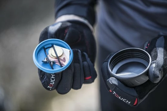 Goedkoopste ? BBB Cycling Tools &Tubes Gereedschapsbidon - Racefiets - Duurzaam Materiaal - Zwart - Maat L (630ml) - BTL-18 ? 2 Goedkoopste ? BBB Cycling Tools &Tubes Gereedschapsbidon - Racefiets - Duurzaam Materiaal - Zwart - Maat L (630ml) - BTL-18 ? - Afbeelding 2