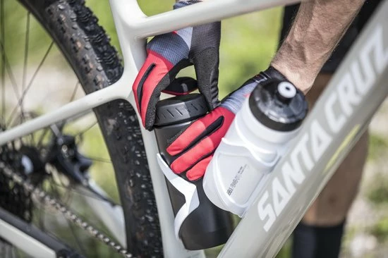 Goedkoopste ? BBB Cycling Tools &Tubes Gereedschapsbidon - Racefiets - Duurzaam Materiaal - Zwart - Maat L (630ml) - BTL-18 ? 3 Goedkoopste ? BBB Cycling Tools &Tubes Gereedschapsbidon - Racefiets - Duurzaam Materiaal - Zwart - Maat L (630ml) - BTL-18 ? - Afbeelding 3