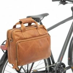 Goedkoop ? New Looxs Cali Leren Laptop Fietstas – 17 Liter - Cognac ? 29 Goedkoop ? New Looxs Cali Leren Laptop Fietstas – 17 Liter - Cognac ? -Kastoes winkel 550x423 2