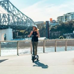 Beste recensies van ? InMotion LeMotion S1 E-step - Elektrische Step - 95 KM Bereik - 25 Km/h - Dubbele Vering ? -Kastoes winkel 550x440 1