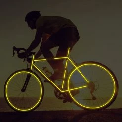 Gloednieuw ? Doodadeals | Reflecterende Tape | Reflectie Tape | Reflector Sticker | Reflecterende Stickers Fiets | Goed Zichtbaar | 8 Meter X 10 Mm | Rood ? -Kastoes winkel 550x550 146