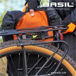 Begroting ✨ Basil Miles Tarpaulin Fietsrugzak - Enkele Fietstas - Zwart - 17 Liter ? -Kastoes winkel 550x550 456