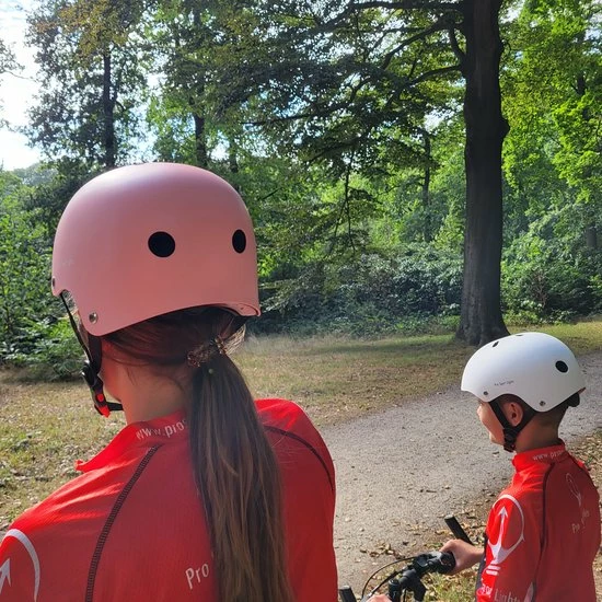Goedkoop ? Kinderfietshelm Pro Sport Lights - Skate Fietshelm Voor Kinderen - Matt Roze Pink - Kinderhelm 53 - 60 Cm ? 7 Goedkoop ? Kinderfietshelm Pro Sport Lights - Skate Fietshelm Voor Kinderen - Matt Roze Pink - Kinderhelm 53 - 60 Cm ? - Afbeelding 7