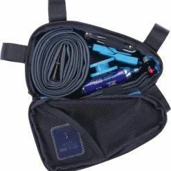 Uitgang ? BBB Cycling CornerCaddy Frametas Fiets - Racefiets Tas - Met Velcro Straps - Zwart - Inhoud 1.4 Liter - BSB-144 ✔️ -Kastoes winkel 550x566 1