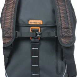 Begroting ✨ Basil Miles Tarpaulin Fietsrugzak - Enkele Fietstas - Zwart - 17 Liter ? -Kastoes winkel 550x728